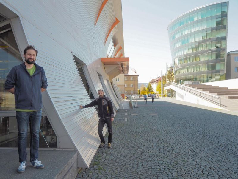 Autoři Daniel Vrbík a Václav Lábus