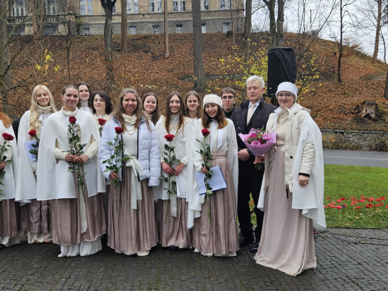 Uctění památky událostí 17. listopadu, Bohemia Chór