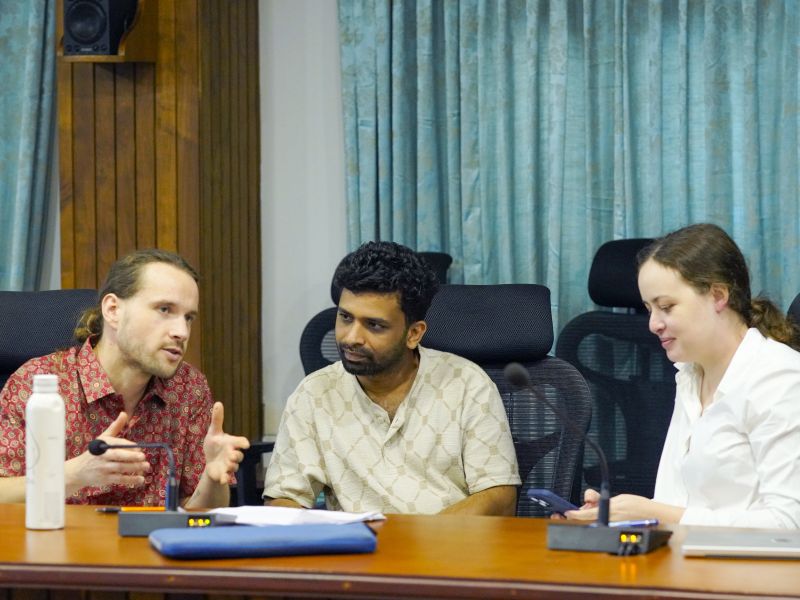 Debata, Vilém Skopal