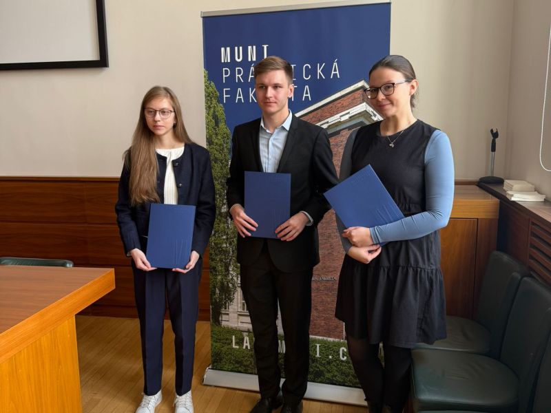 Zuzana Cilerová - Doktorandka z KHI získala cenu IUS et SOCIETAS